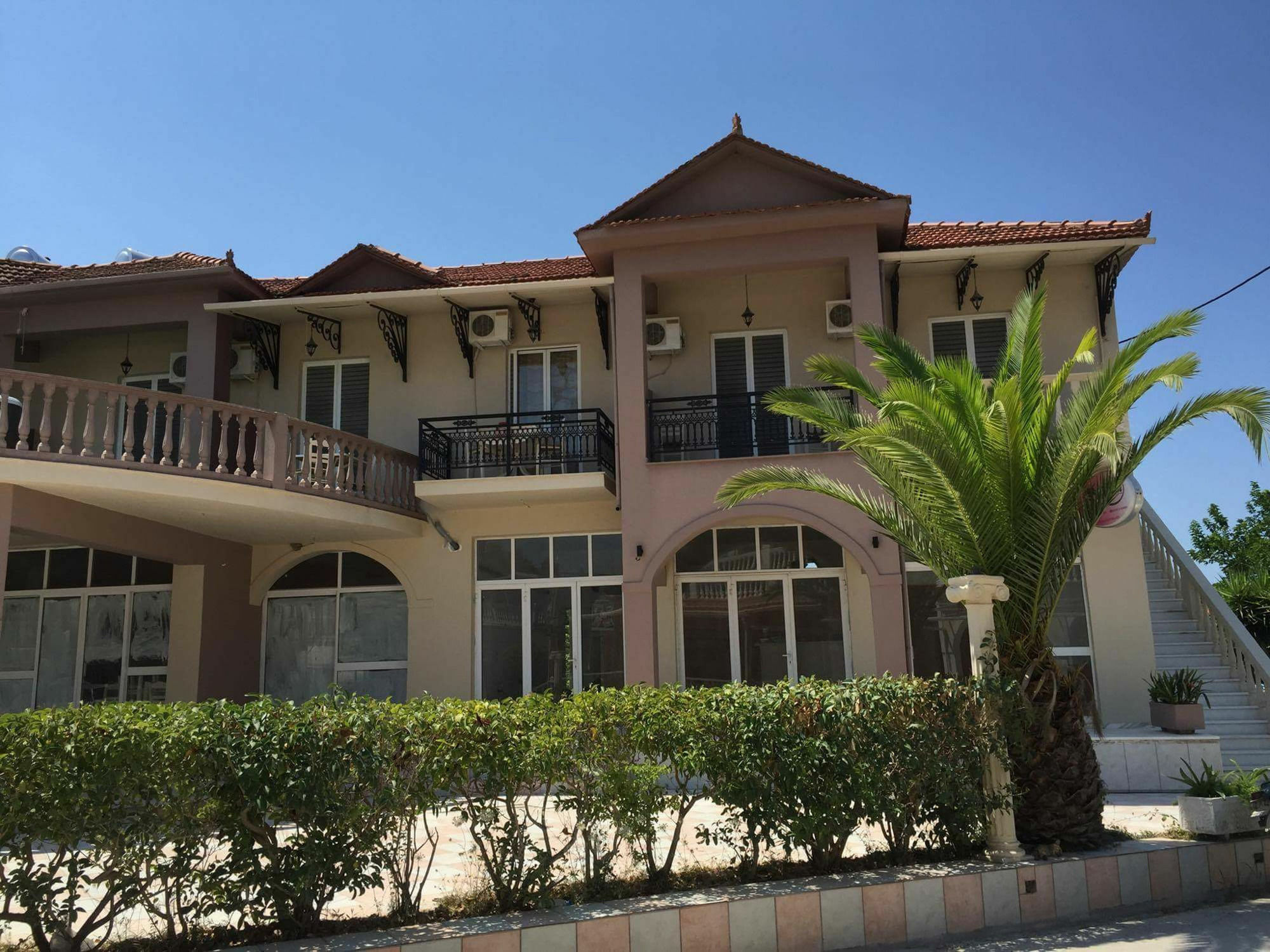 Zante Flower Studios & Apartments Аликанас Екстериор снимка